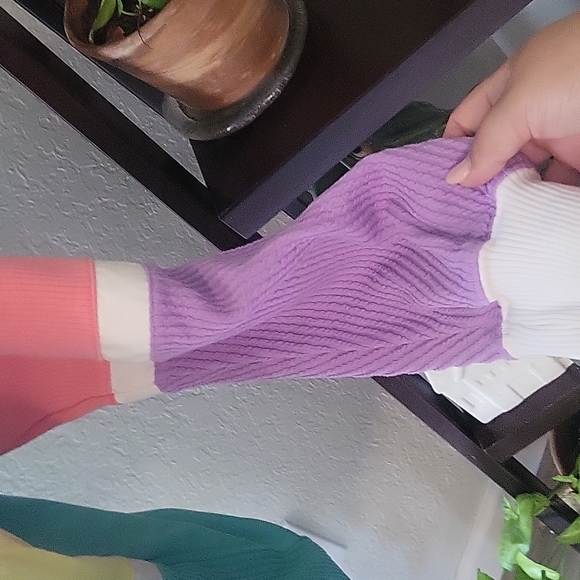 Vintage Blast pullover sweater - Picture 7 of 7